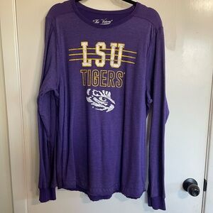 The Victory Purple Women’s LSU Tigers Graphic Long Sleeve Tee Size XL